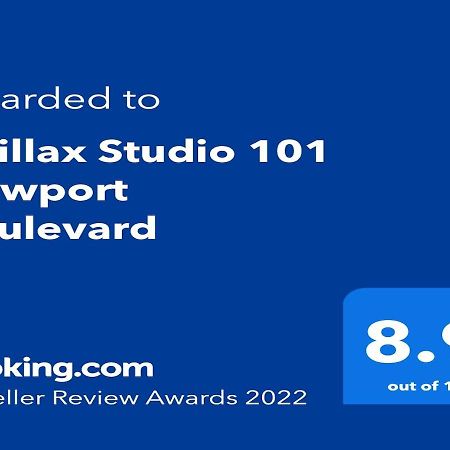 Chillax Studio 101 Newport Boulevard Manila Exterior photo